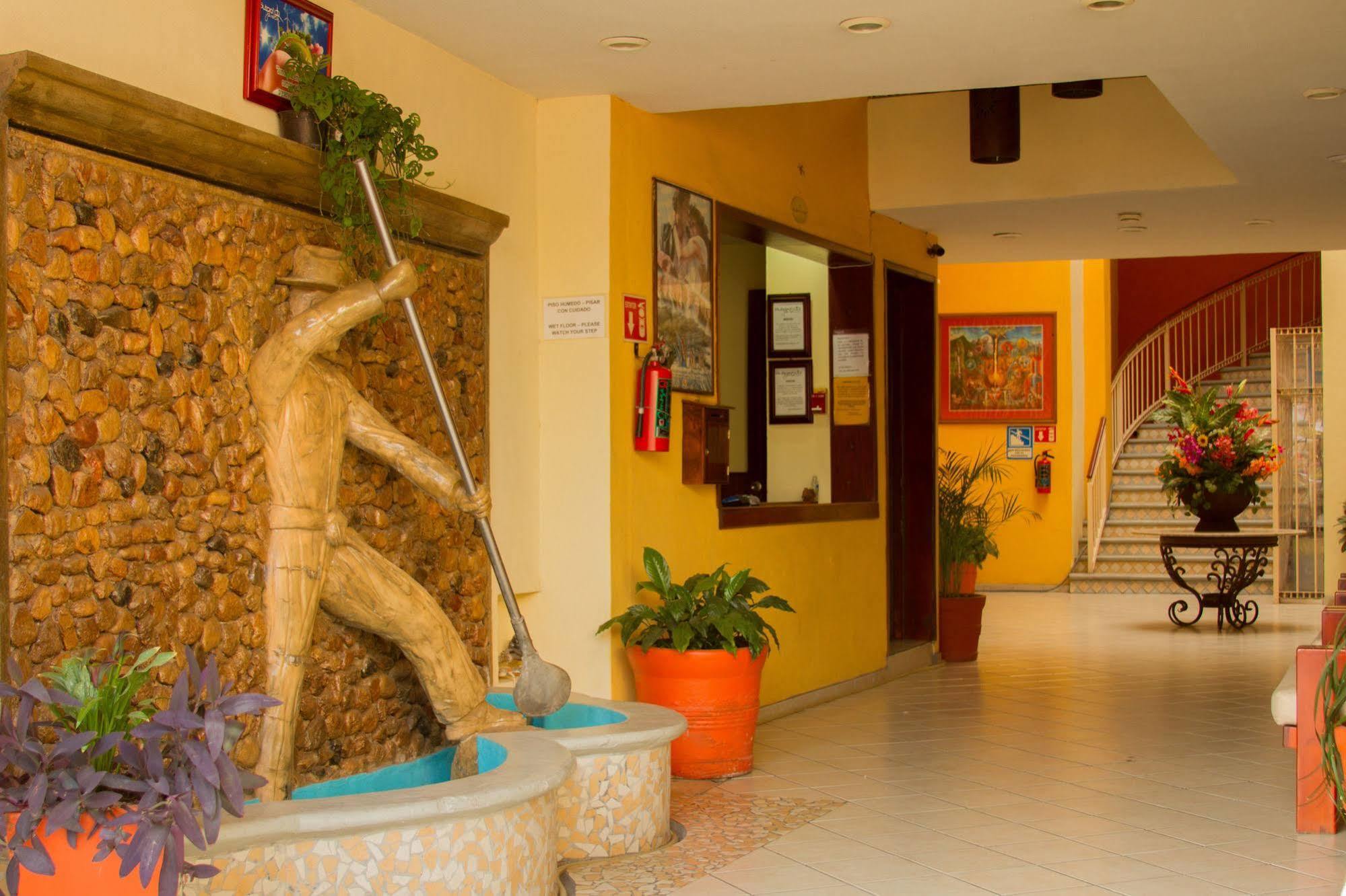 فندق Plaza Jardin تيكيلا المظهر الخارجي الصورة